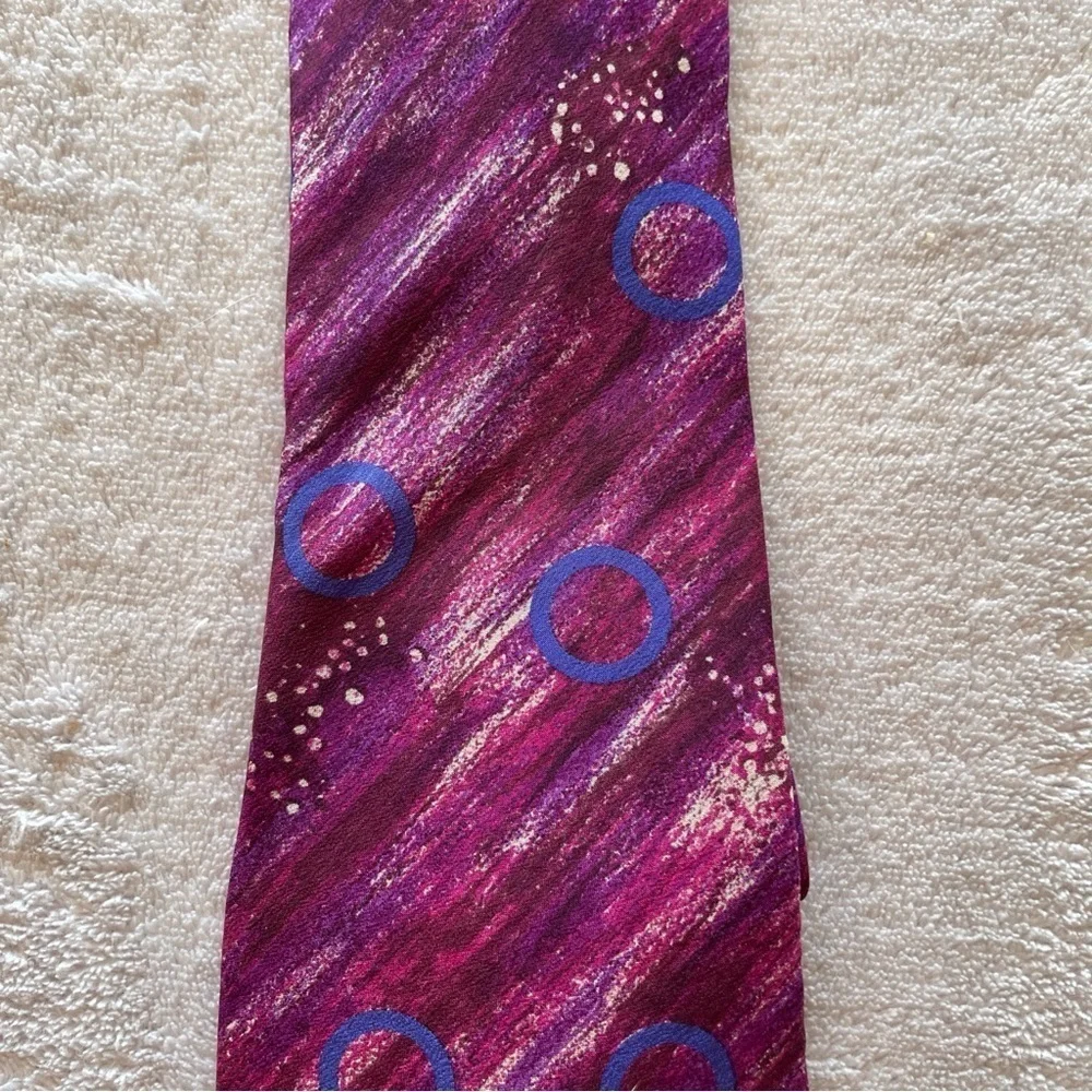 Perry Ellis hand painted Purple Patterned Men's Tie 100% silk